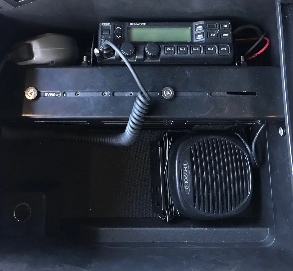Foutz Motorsports Gen 2 Raptor And 2017-2021 Super Duty 110W Kenwood Radio Center Console Mount 1