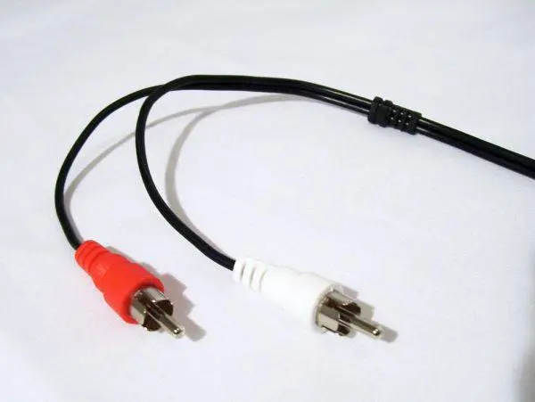 Rca - 9 Pin Audio Input 1
