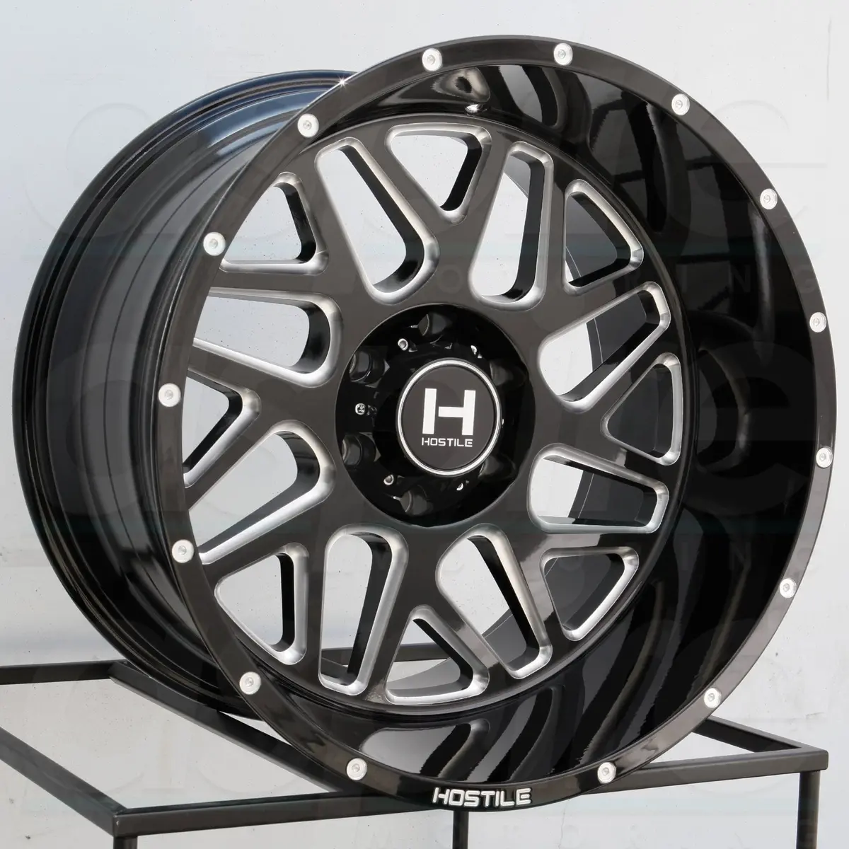Hostile H108 Sprocket Alloy Wheel – Black Machined Spoke Design - Image 7