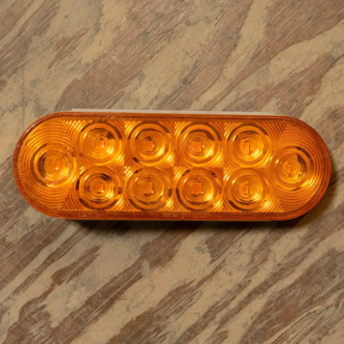 Amber 6In Oval Led Parking/Rear Turn Signal - Items Sold As Is 1