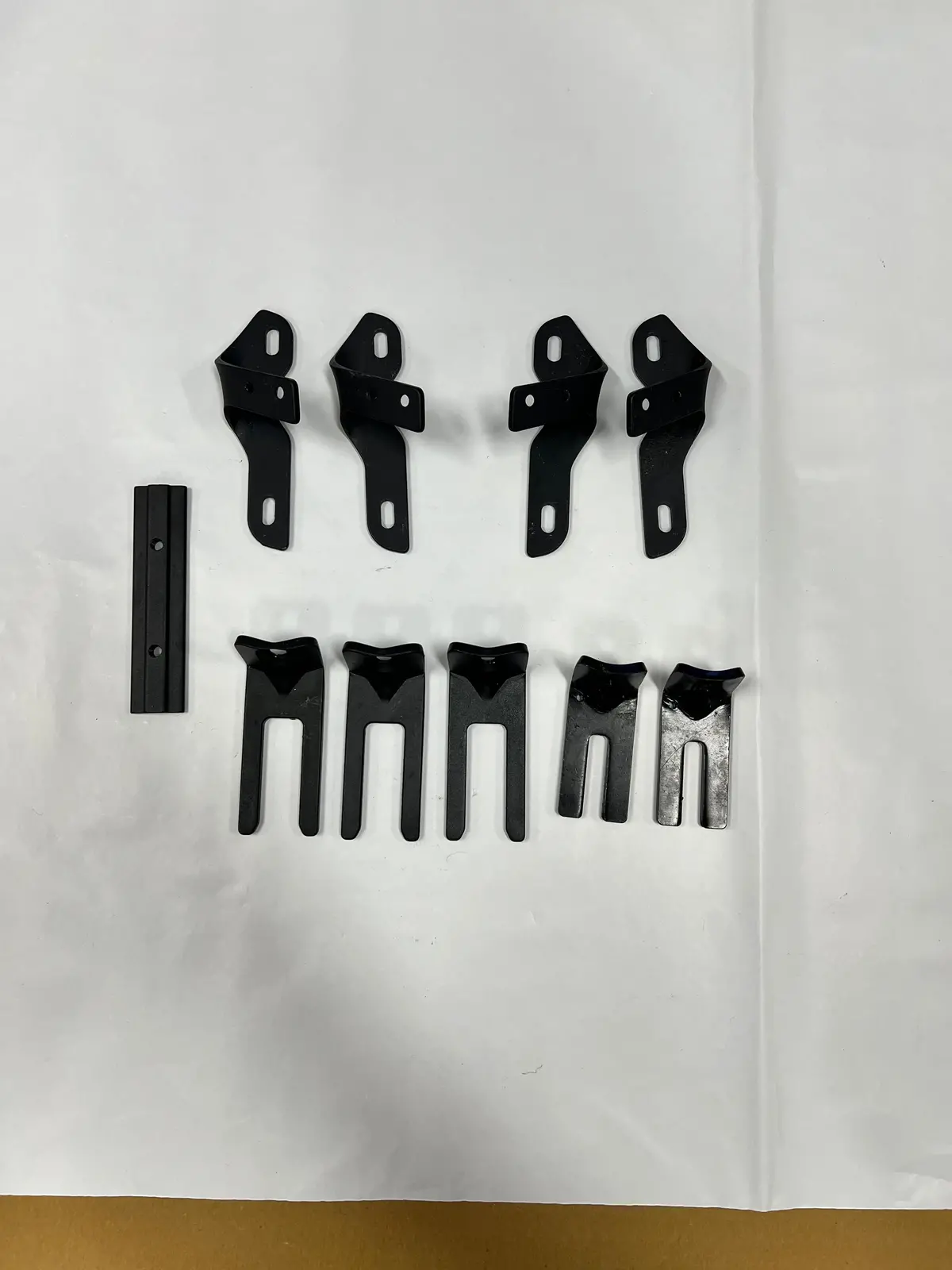 Giant Trinity Misc Parts Bundle #05 - Brackets (Used) 1