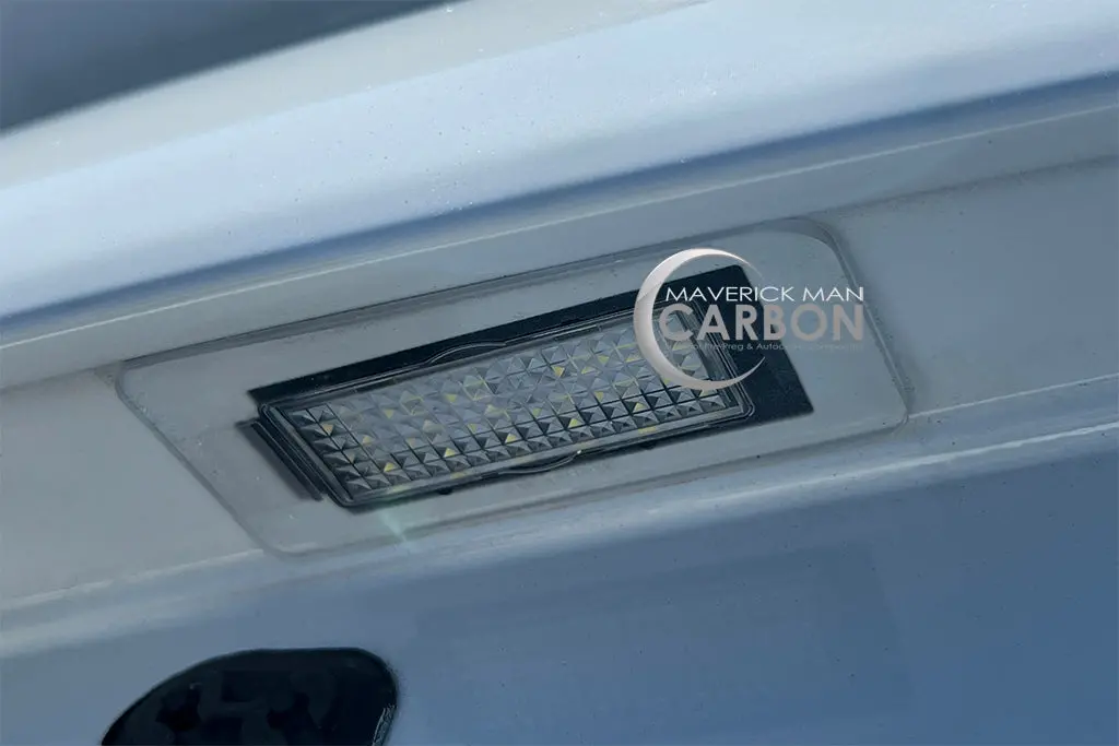 New! Pontiac G8 Custom 18-Led License Plate Lights W/ Housing 1