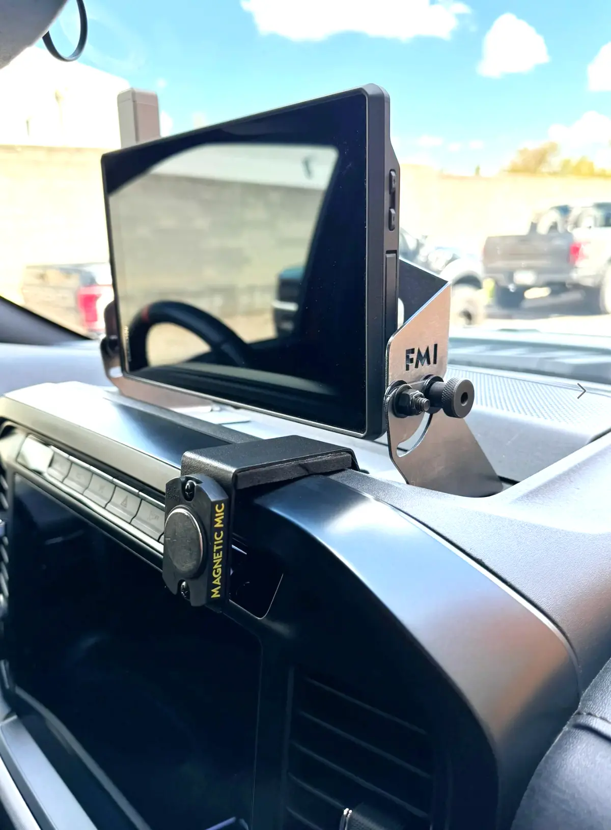 Foutz Motorsports 2021-2023 Gen 3 Raptor & F150 - Center Dash Fold Down Gps Mount - Garmin Tread Xl 1