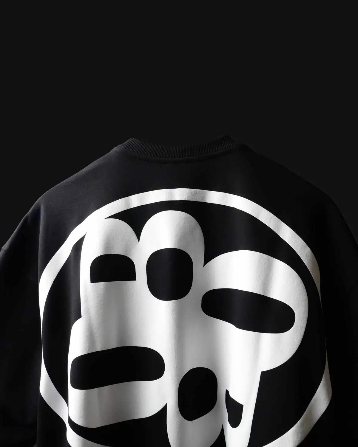 Basic Blackout T-Shirt 2