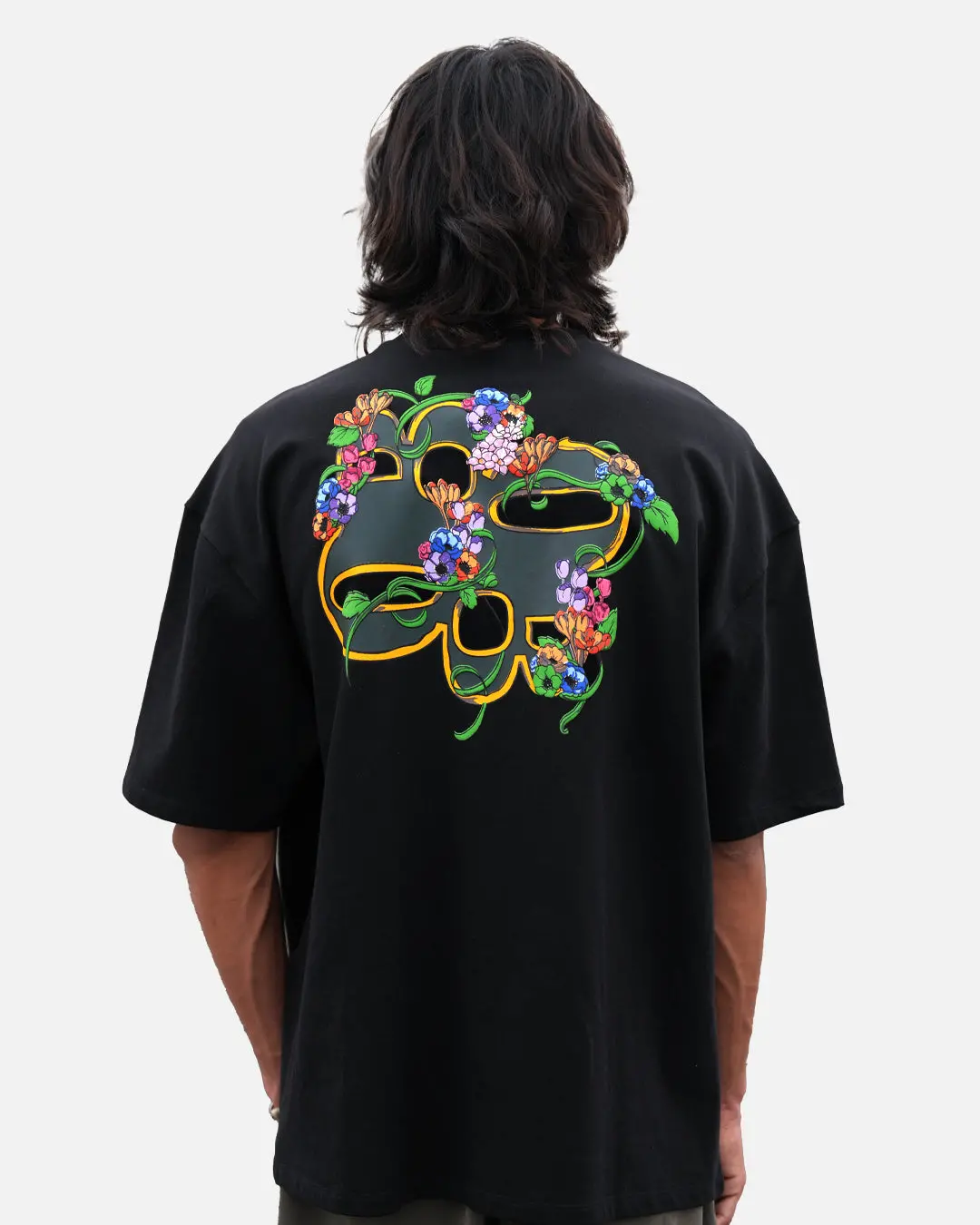 Black Garland T-Shirt 1